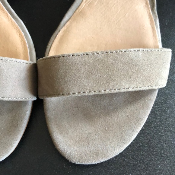 Madewell - suede block heel sandal - Picture 3 of 7